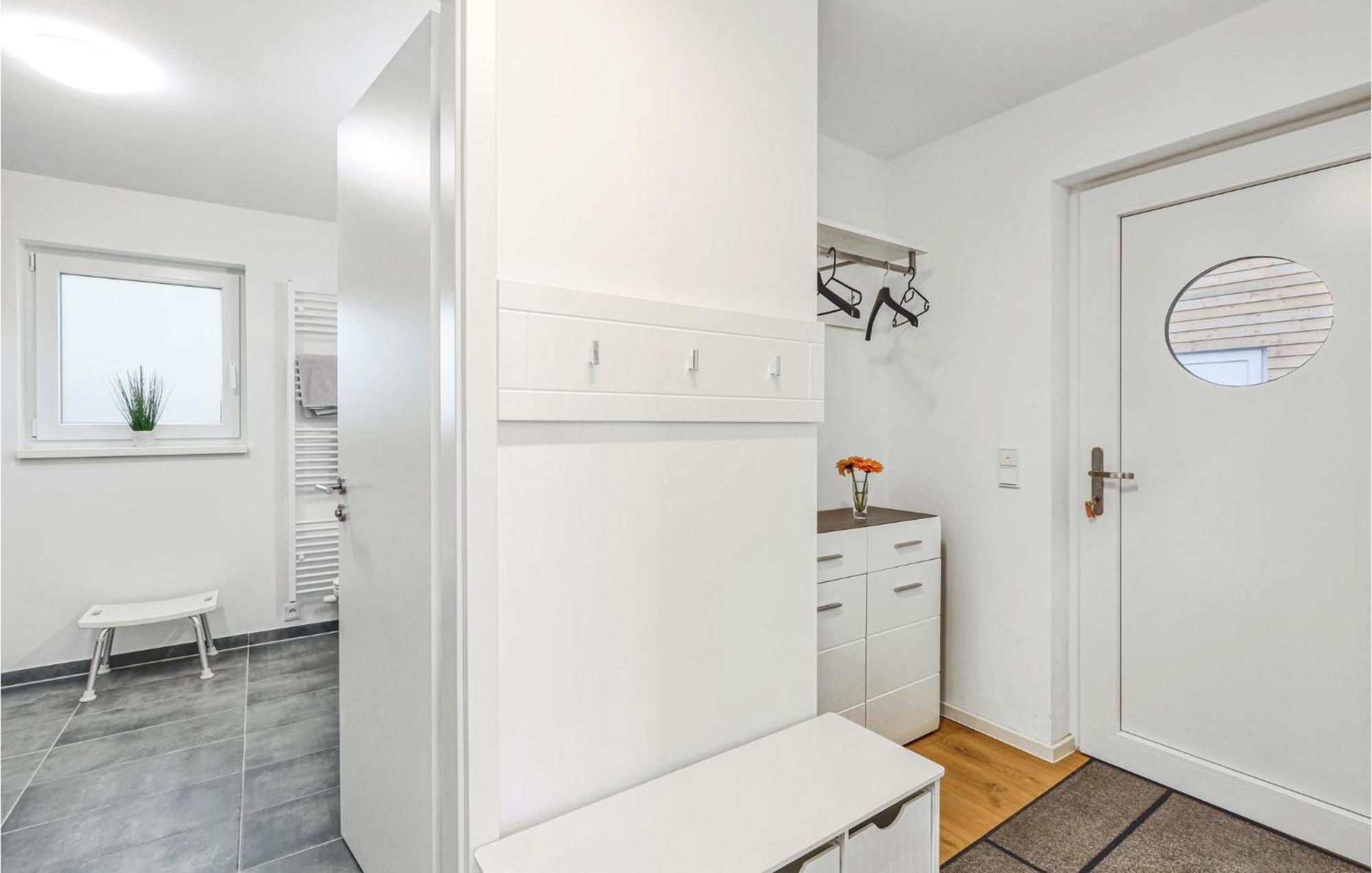 Nice Home In Tossens With Kitchen Extérieur photo